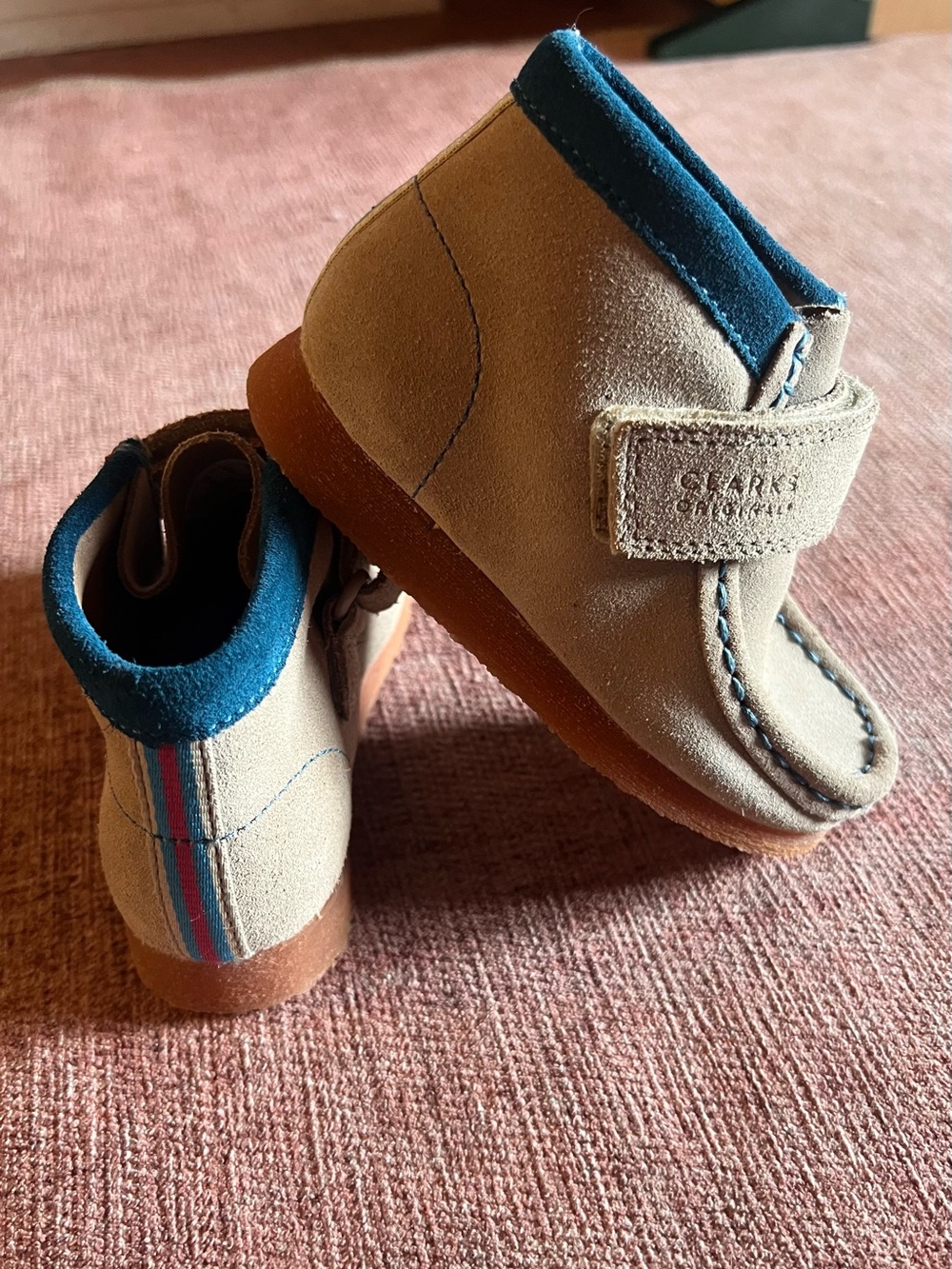 Clarks Wallabee Kids Bootie Size toddler 6 Wide